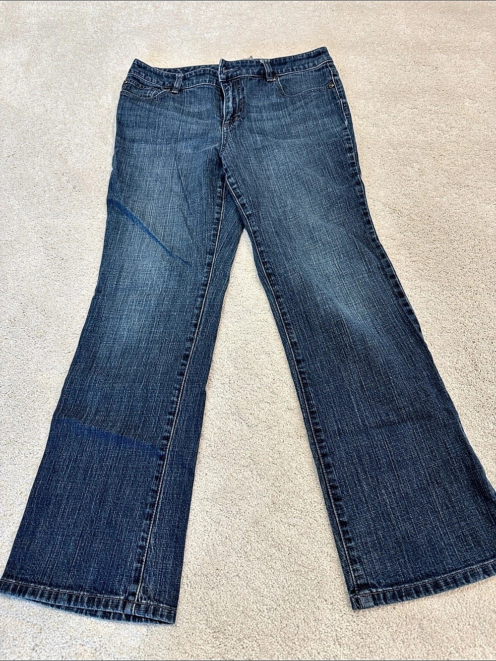 Chico’s Platinum Flare Jeans in Blue Size 5 Short